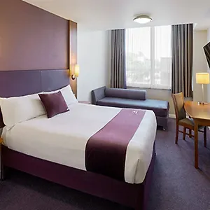 https://premier-inn-barnsley-central-m1-j37.yorkshirehotels.net