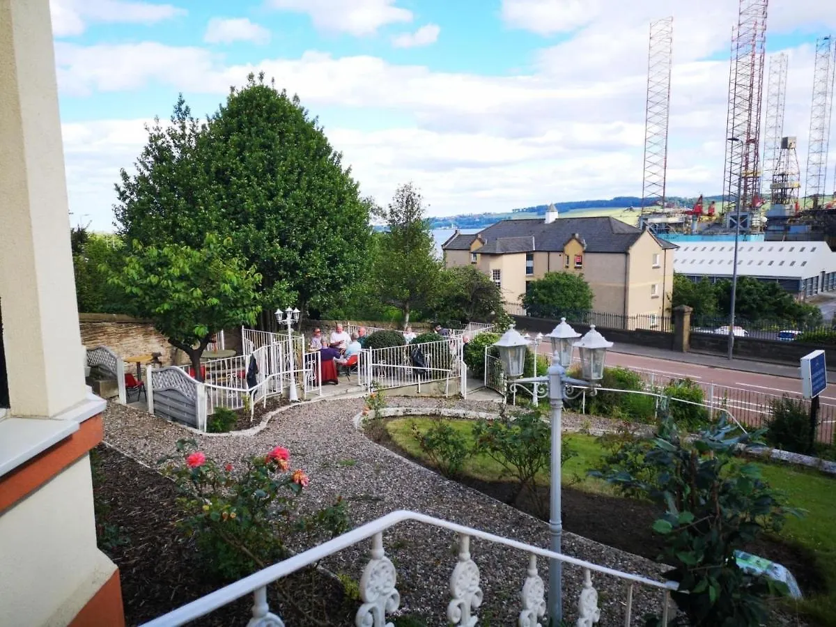 **  Tayview Hotel Dundee United Kingdom